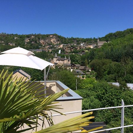 La Desirade Bed & Breakfast Salles-la-Source Exterior foto