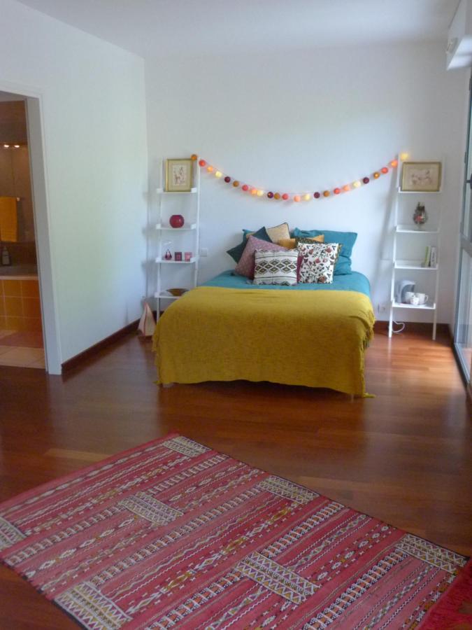 La Desirade Bed & Breakfast Salles-la-Source Exterior foto
