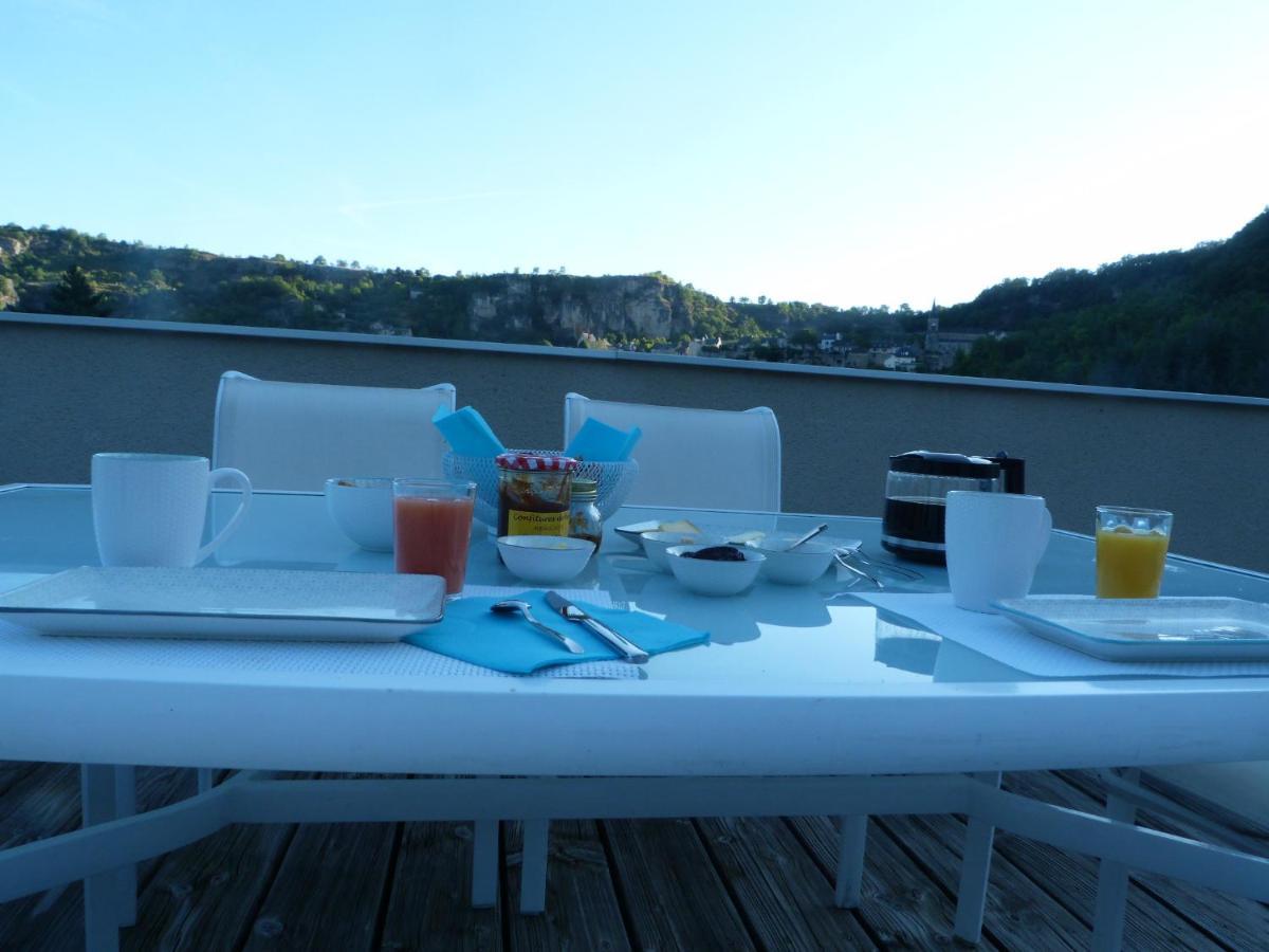 La Desirade Bed & Breakfast Salles-la-Source Exterior foto